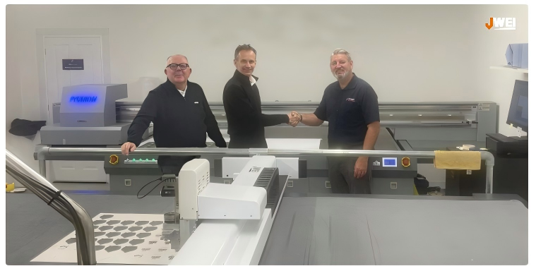 经纬广告裁切机 经纬广告裁切机